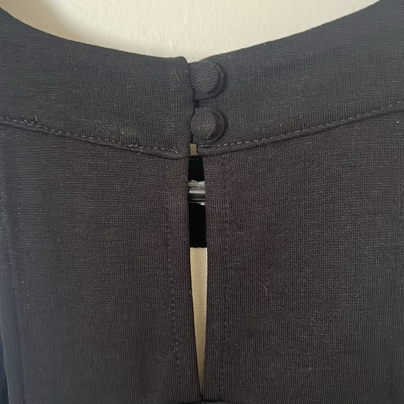 VENUS - Picture 4 of 5